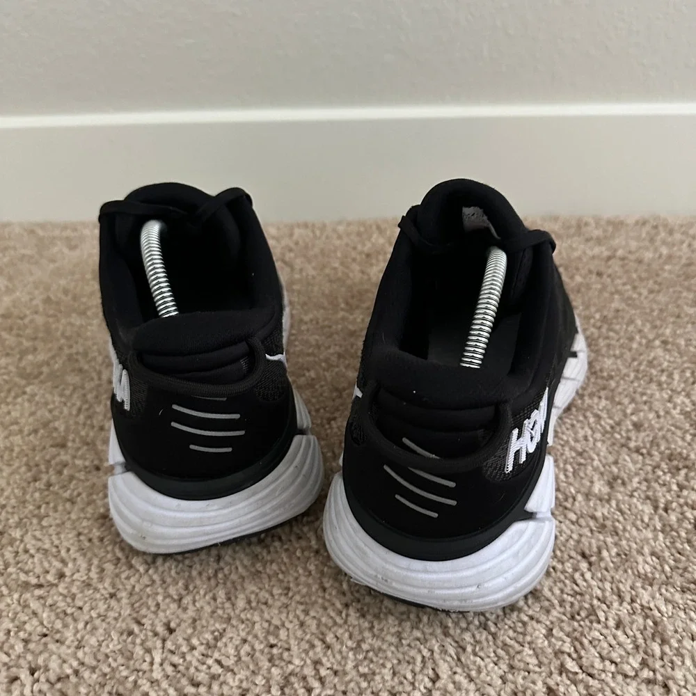 Hoka Gaviota 4 Running Shoes Mens 10.5 Black White 1123198 Stability Sneakers